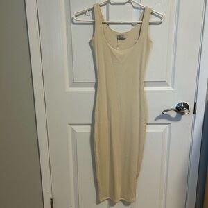 Oh Polly Elegant Cream Sleeveless Dress, Size 0.